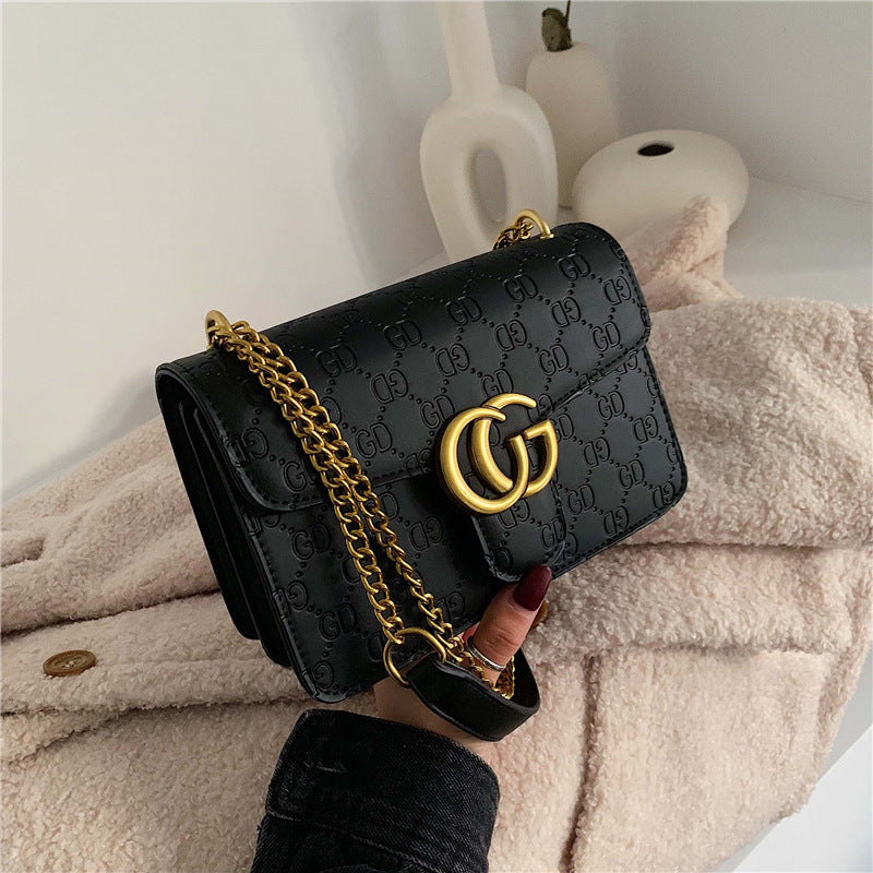 Women's bag 2020 bag autumn and winter new fashion embossed ladies single shoulder chain skew bag Women's bag, single shoulder chain skew bag, skew bag