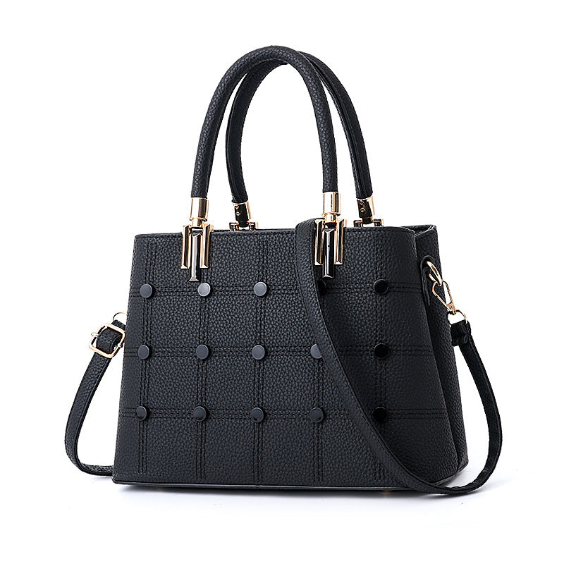 2024 New Fashionable and Trendy Handbag, Riveted Fashionable Women's Bag, European and American Large Bag, Casual Shoulder Bag, One Piece Replacement, Handbag, Riveted Handbag, Casual Shoulder Bag